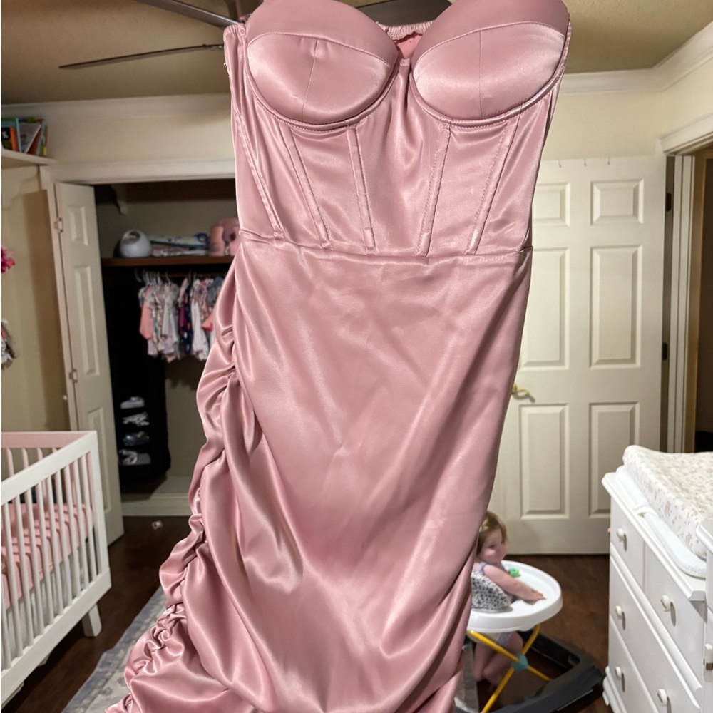 Elegant Pink Strapless Dress